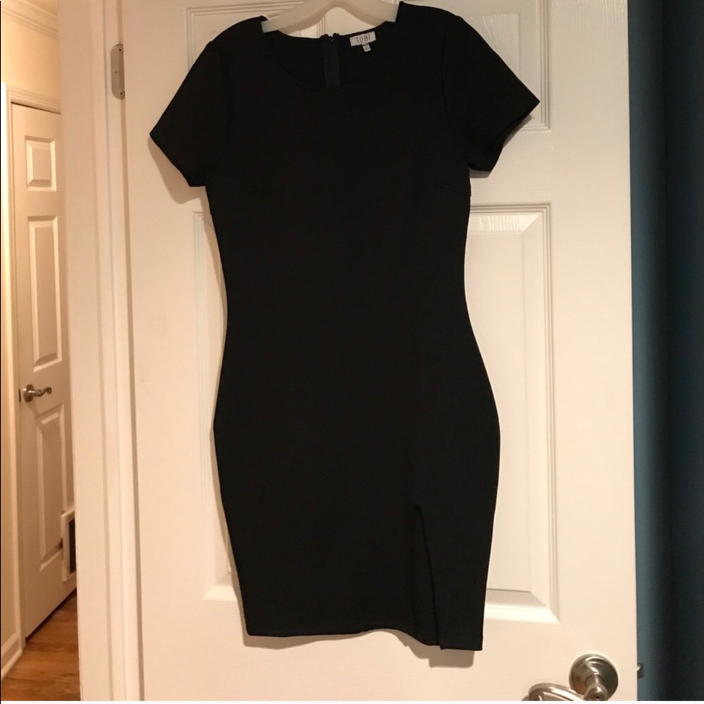 Short sleeve little black dress